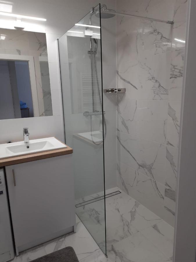 Apartament Na Wyspie Solnej Kołobrzeg Esterno foto